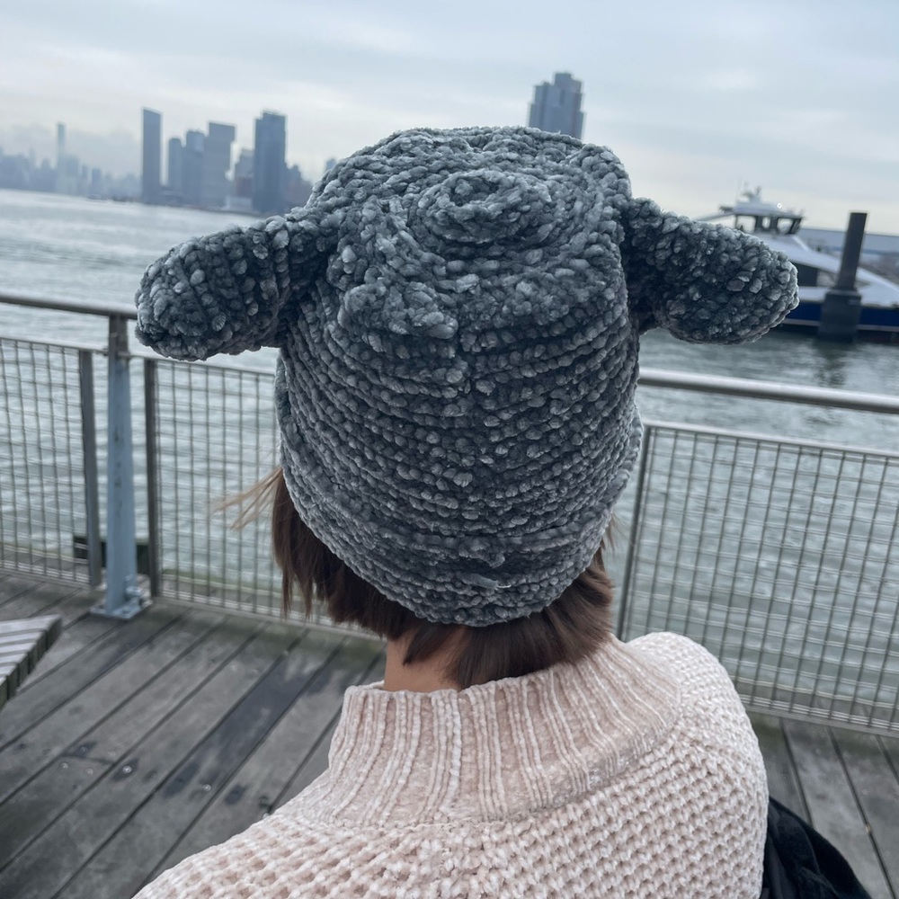 Handmade hat - Picture 3 of 5